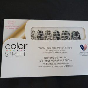 Color Street Hiss and Make Up - FDG332
